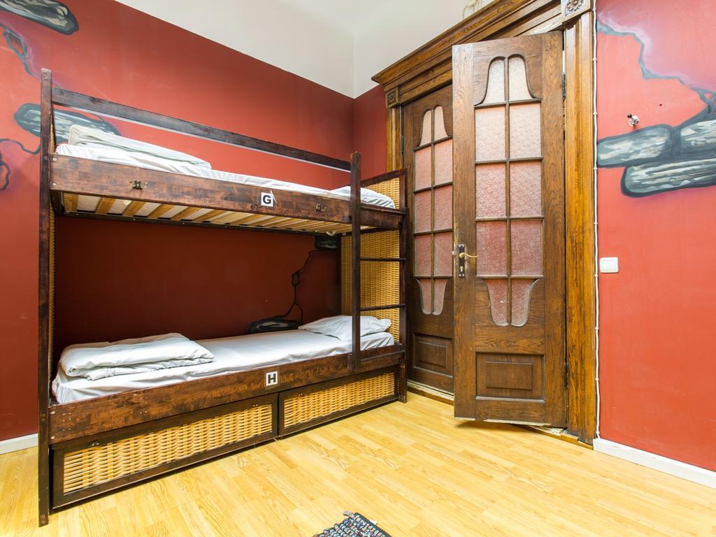 タリン The Monk'S Bunkホステル 部屋 写真