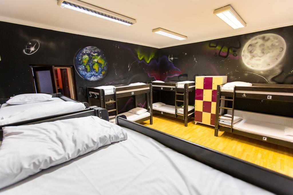タリン The Monk'S Bunkホステル 部屋 写真