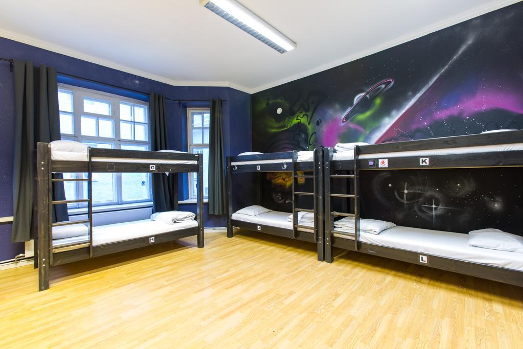 タリン The Monk'S Bunkホステル 部屋 写真