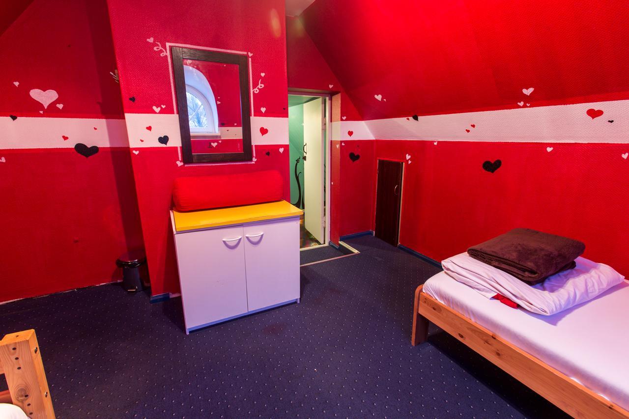 タリン The Monk'S Bunkホステル 部屋 写真
